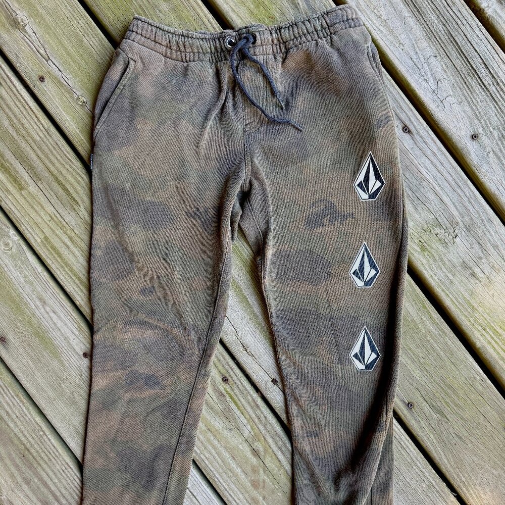 Volcom Boys Iconic Deadly Stones Camo Joggers Sweatpants Olive Green Size L 12Y